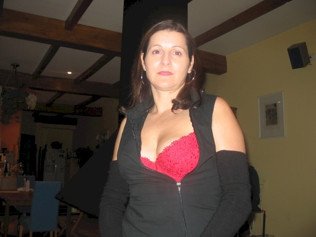 Vous êtes à la recherche plan cul ? ICI vous l'aurez en 48h ! Cougar coquine soumise pour coquin séduisant